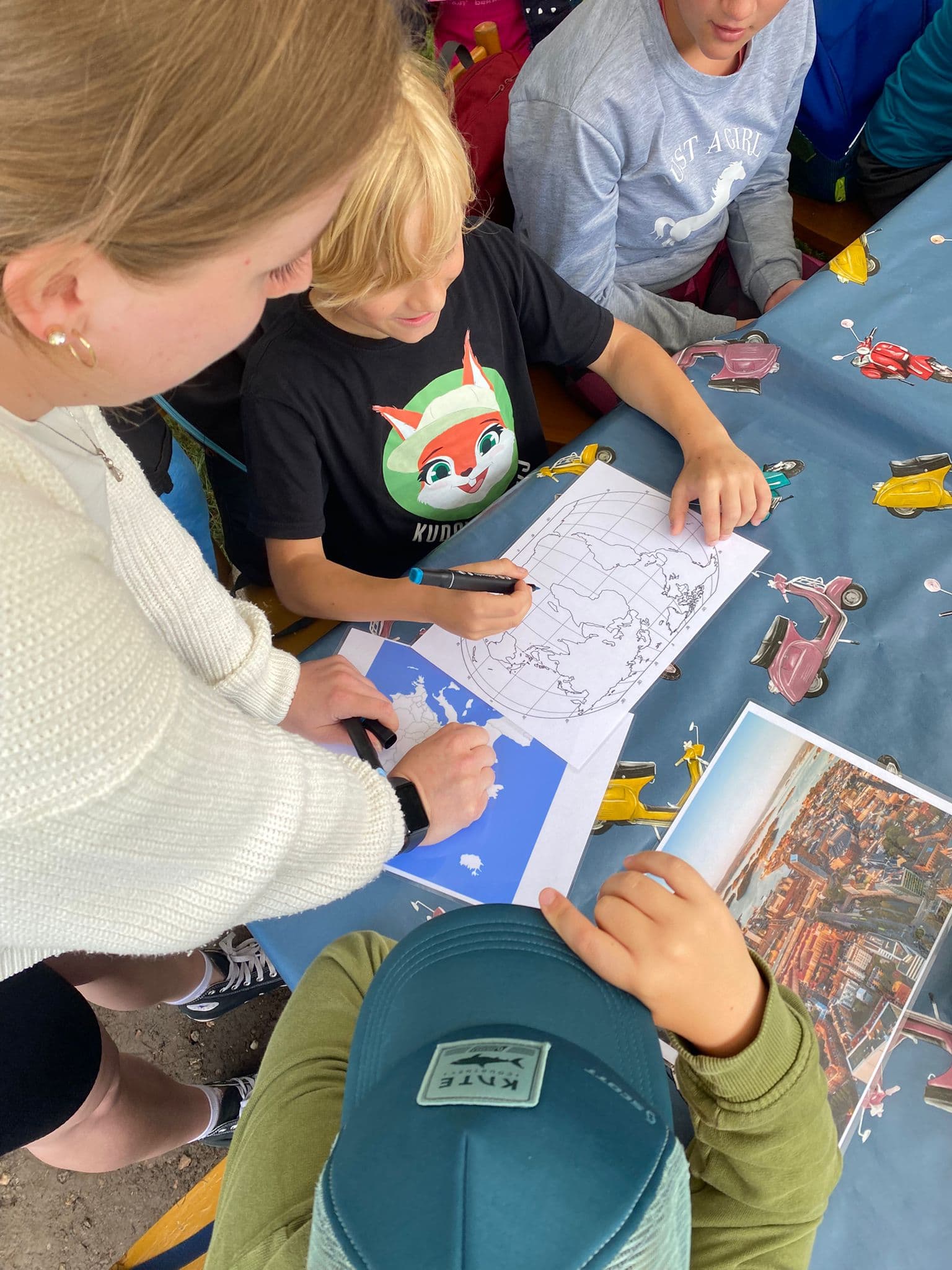 Fotografie z tábora 27