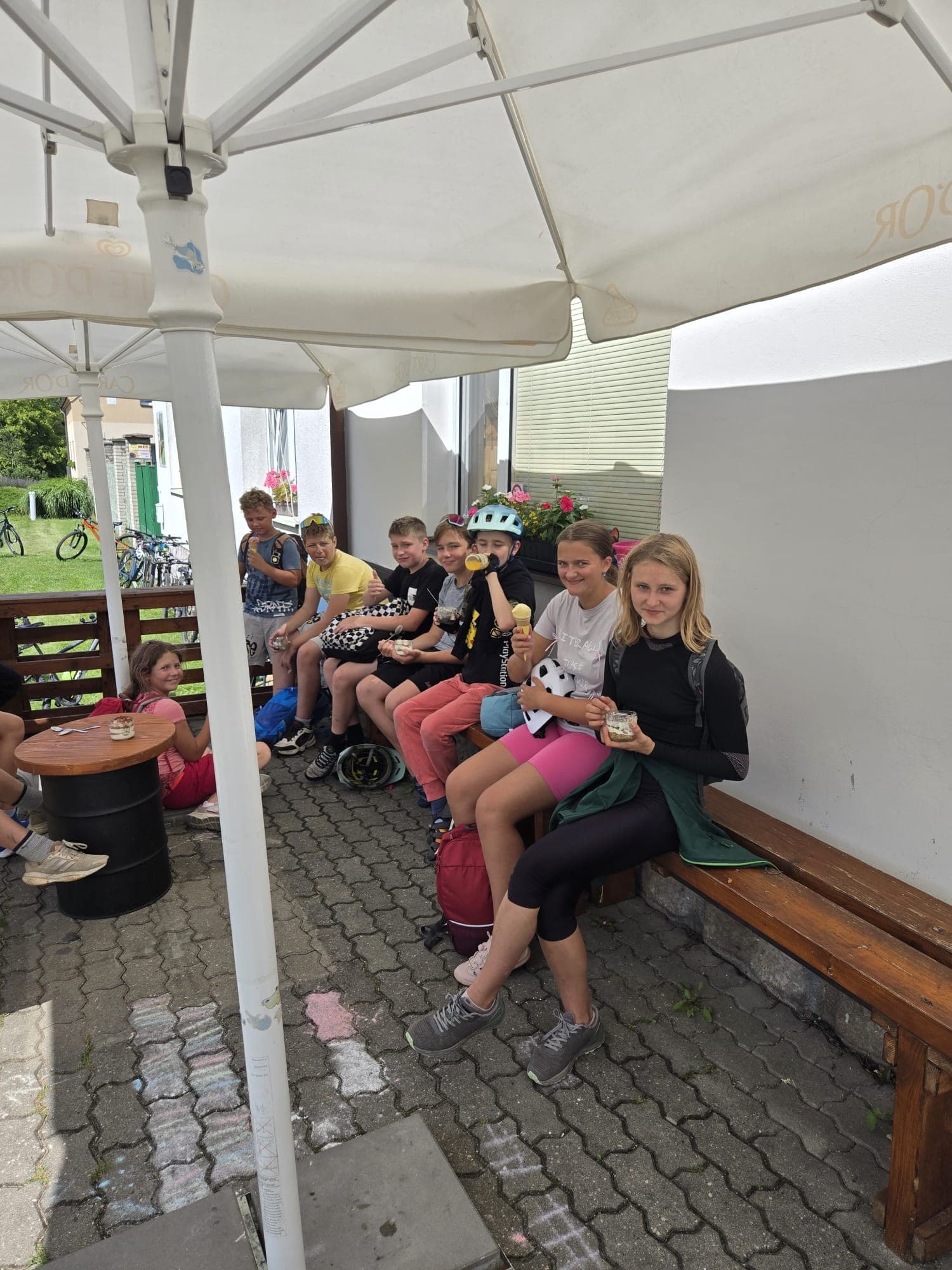 Fotografie z tábora 53