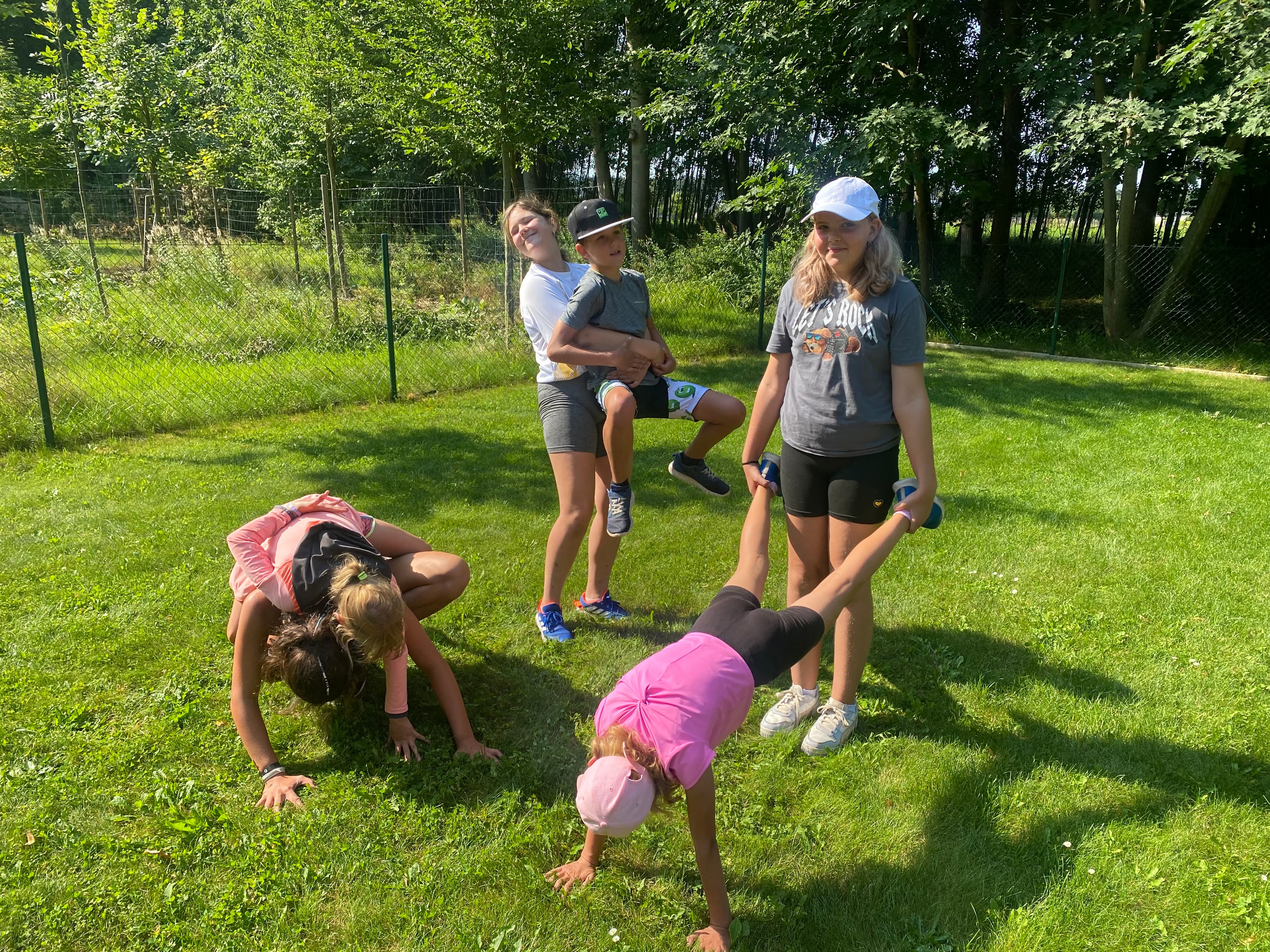 Fotografie z tábora 85