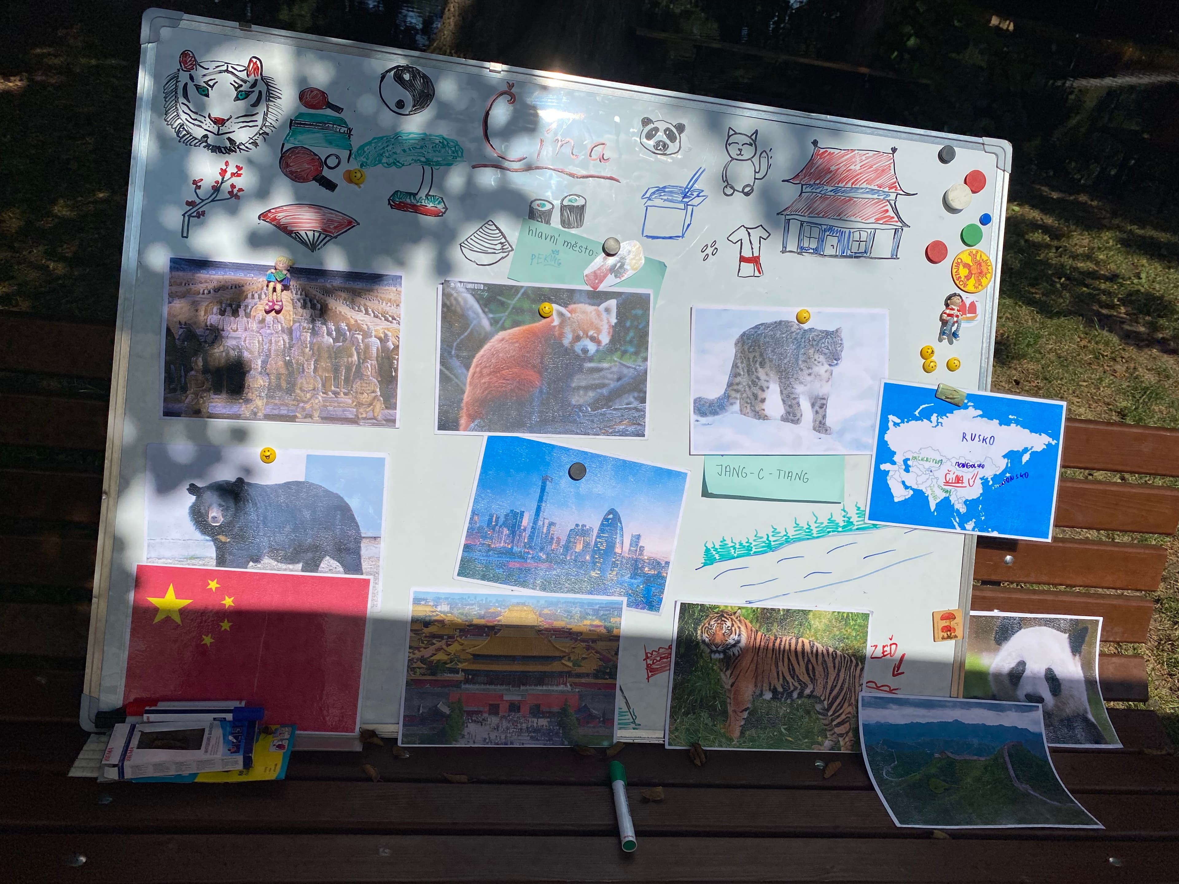 Fotografie z tábora 90